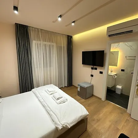 Light Hotel